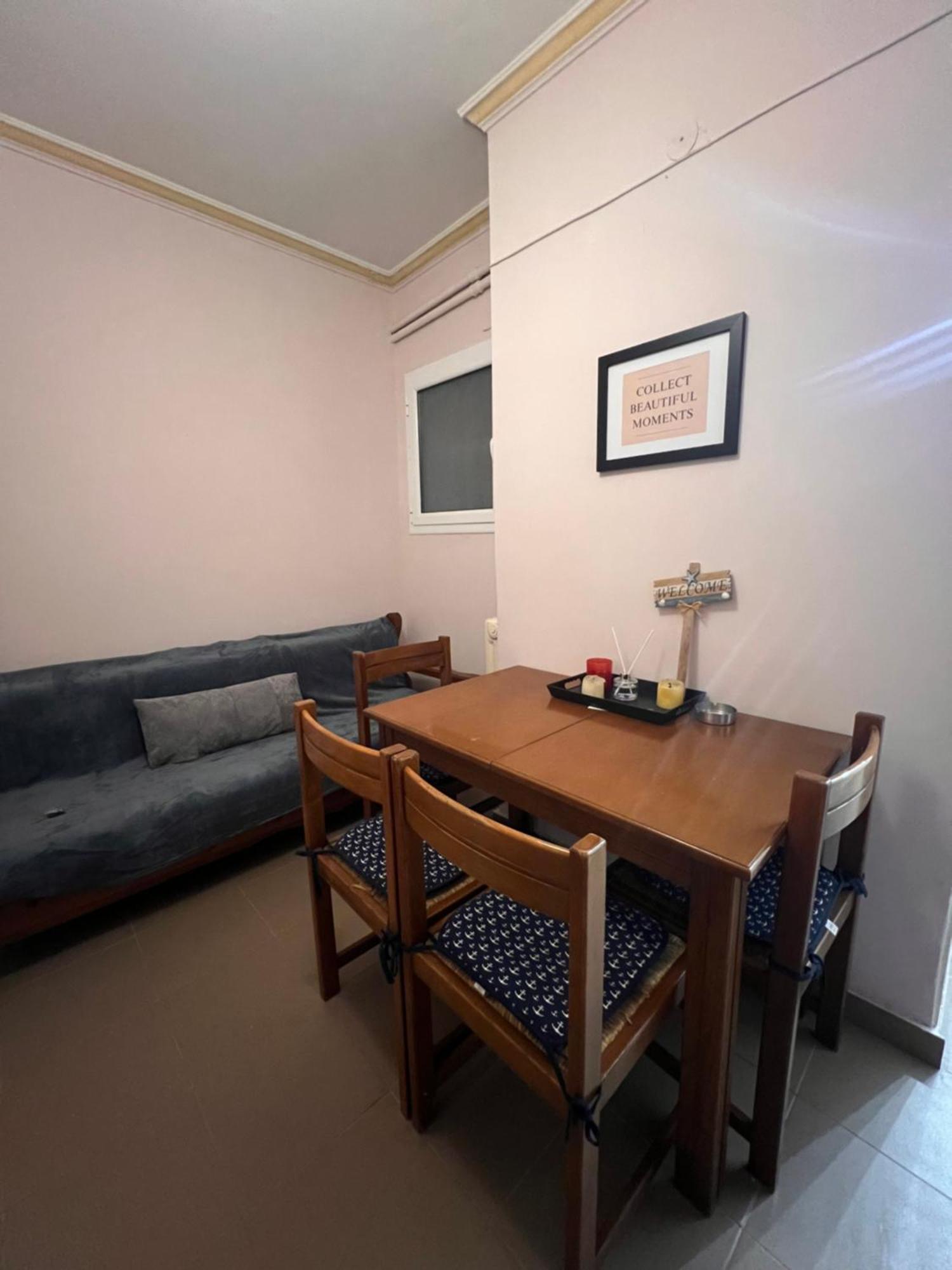 Cozy Apartment In Neos Kosmos Атина Екстериор снимка